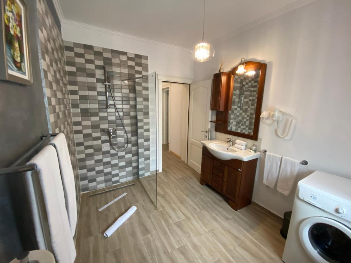 SaraDa Boutique Luxury Apartment Deva Extérieur photo