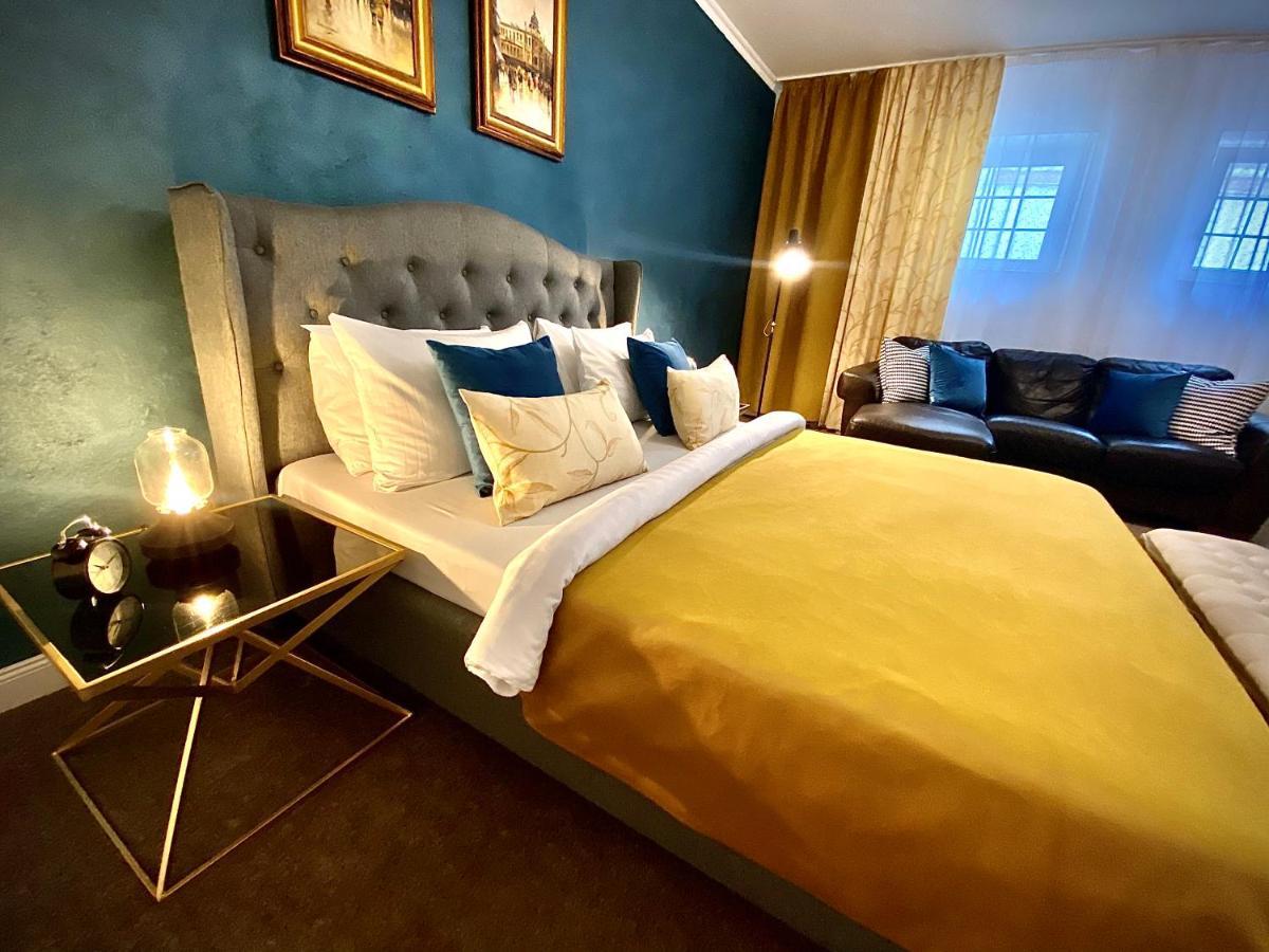 SaraDa Boutique Luxury Apartment Deva Extérieur photo
