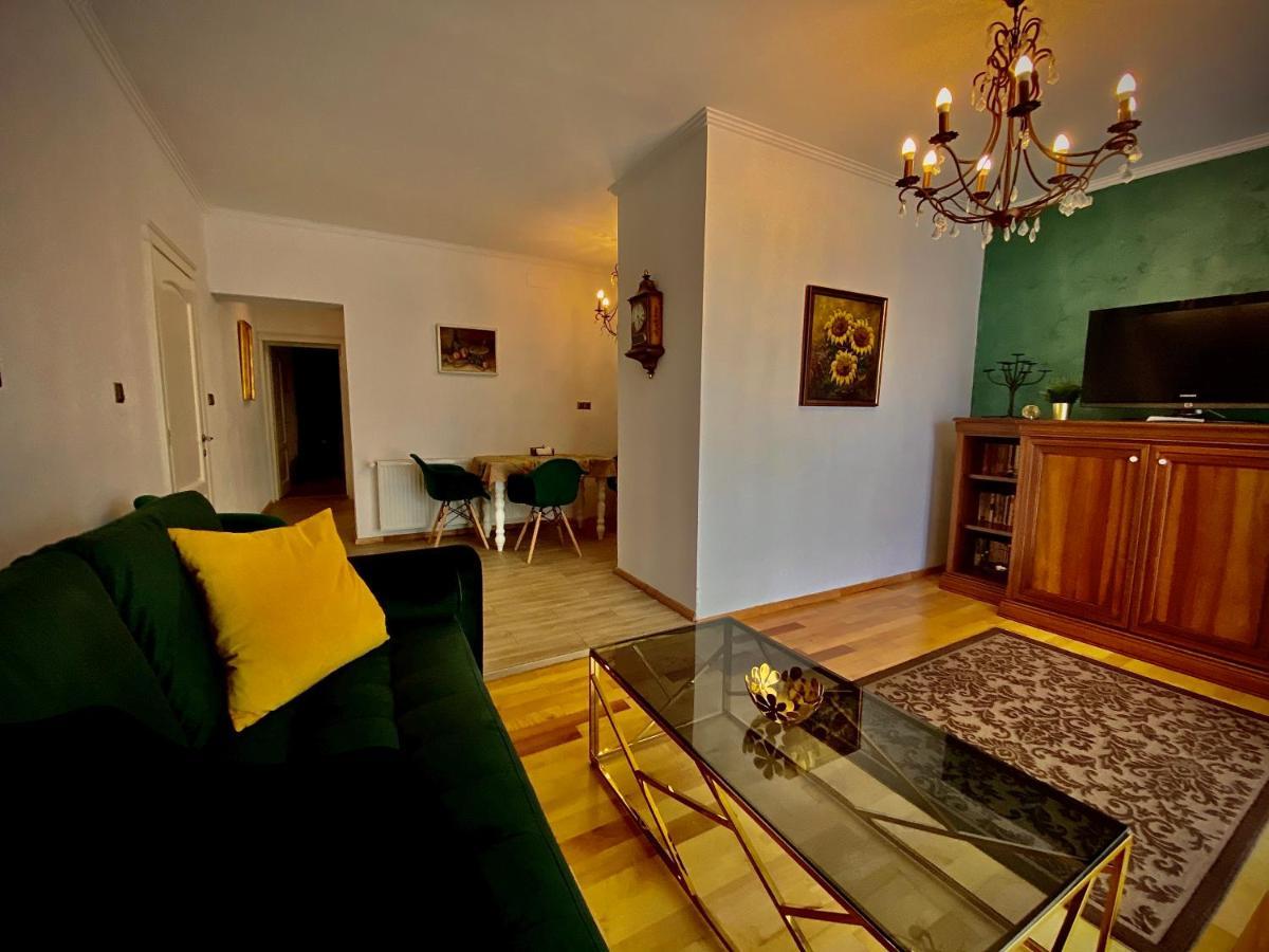 SaraDa Boutique Luxury Apartment Deva Extérieur photo