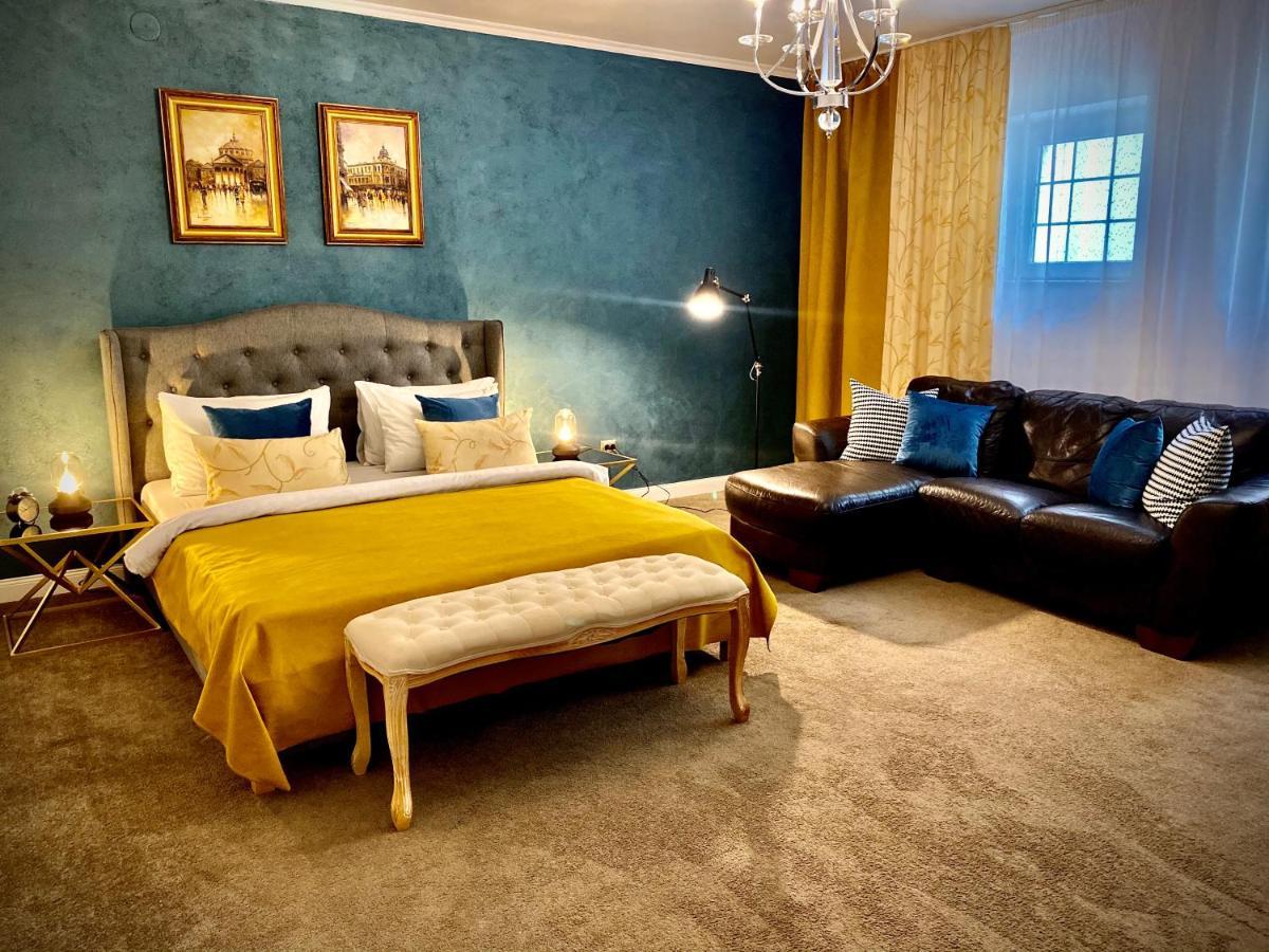 SaraDa Boutique Luxury Apartment Deva Extérieur photo