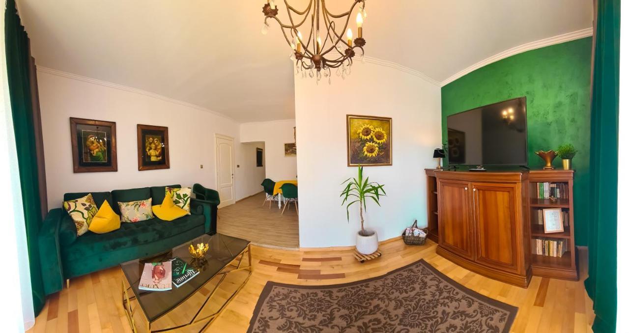 SaraDa Boutique Luxury Apartment Deva Extérieur photo