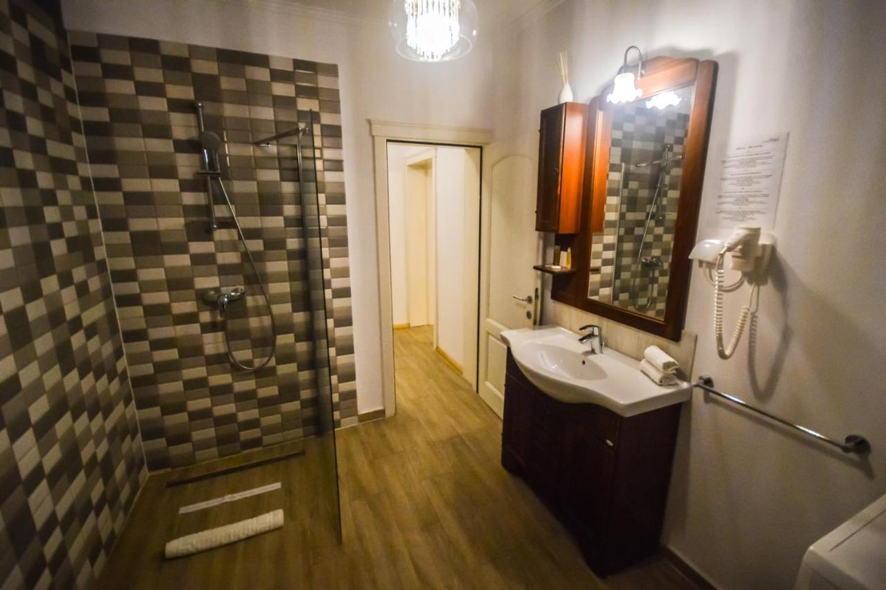 SaraDa Boutique Luxury Apartment Deva Extérieur photo